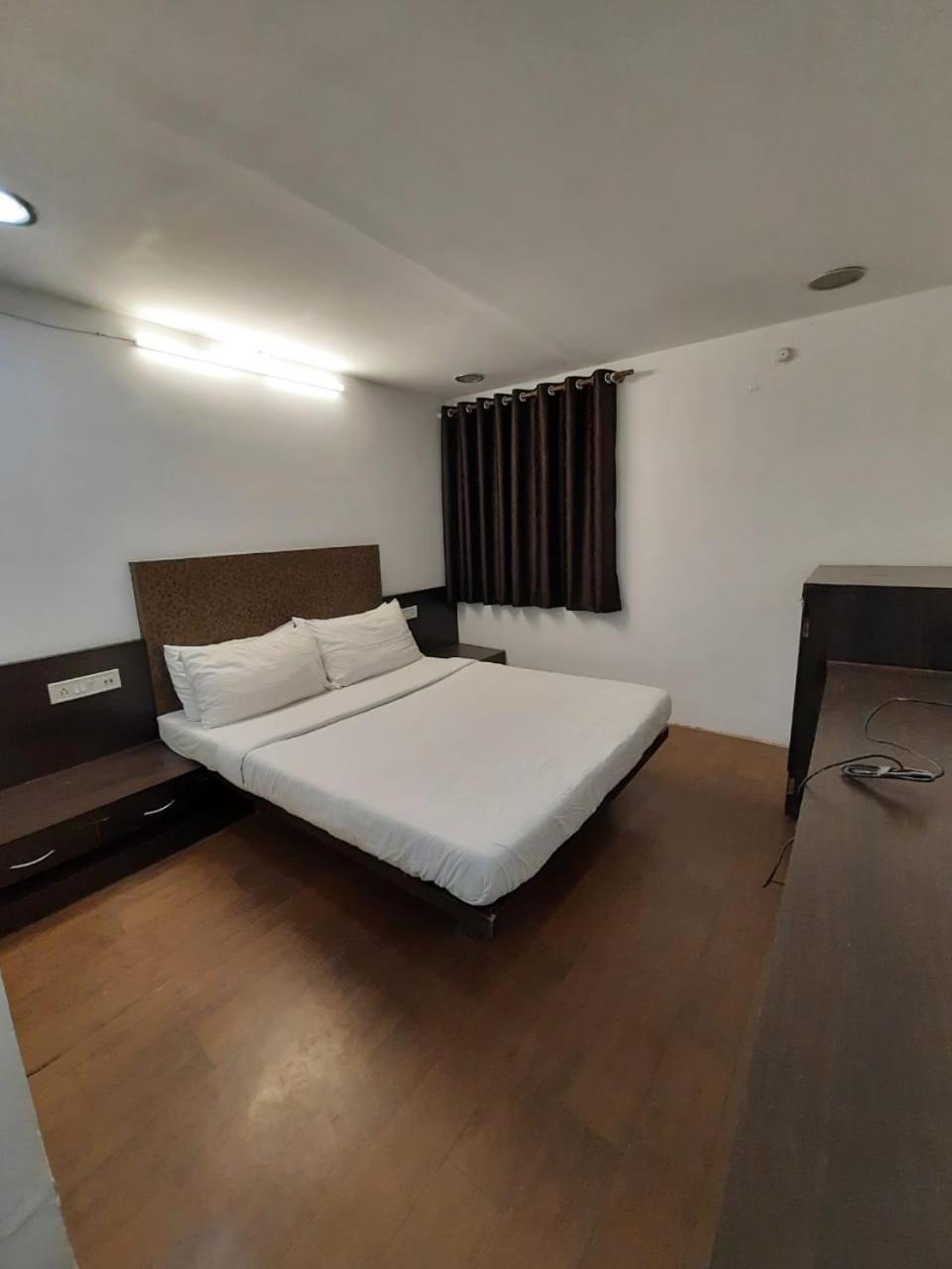 Hotel Grand Suites Indaur Exteriér fotografie