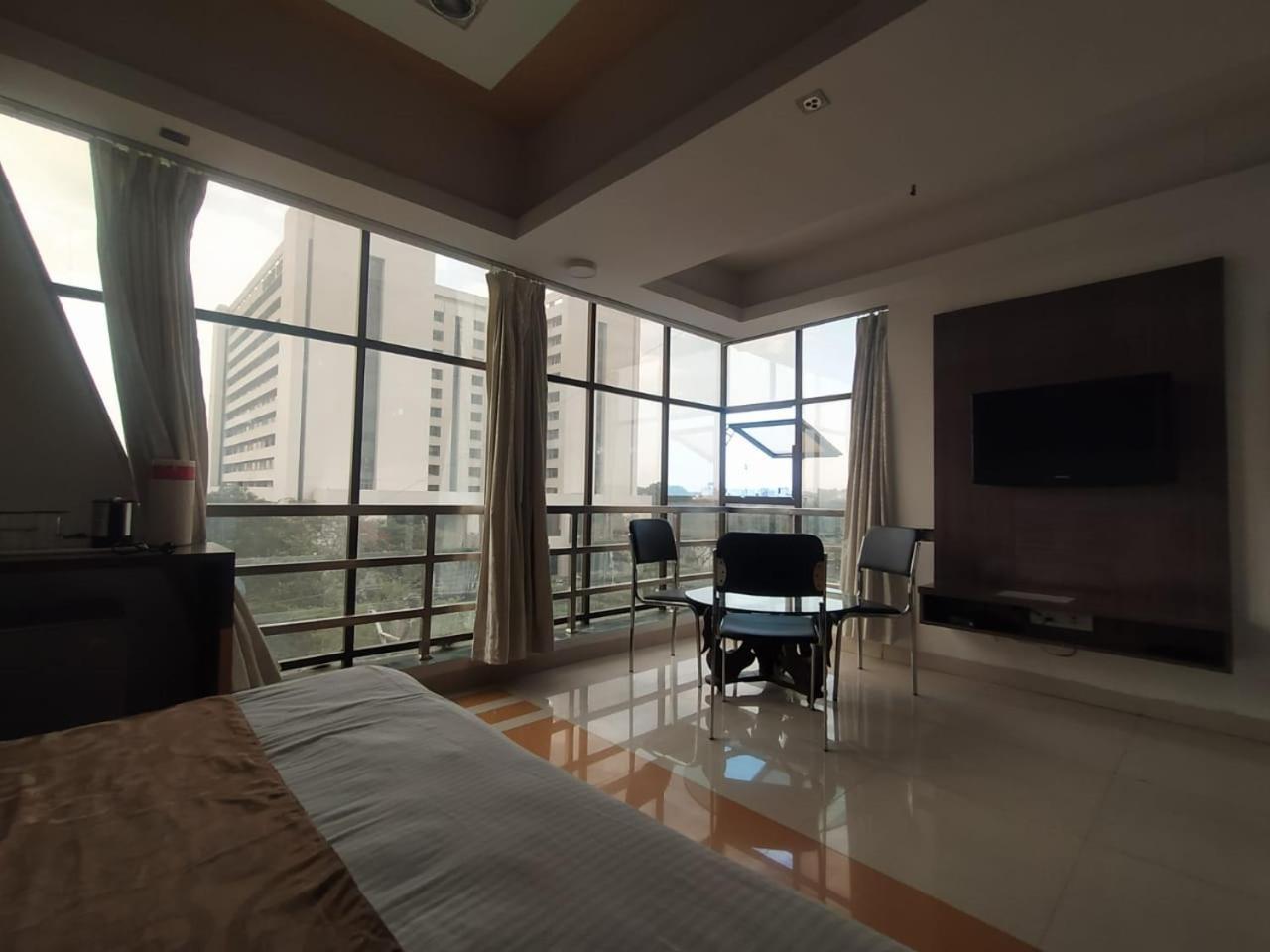 Hotel Grand Suites Indaur Exteriér fotografie